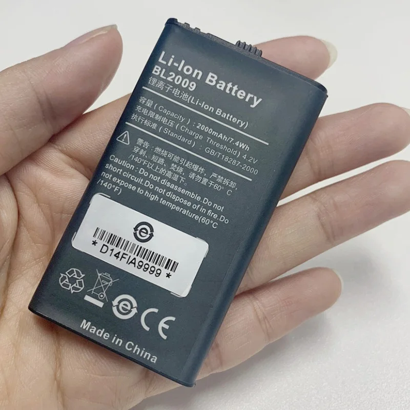 BL2009 Li-Ion Battery Rechargeable 4.2V 2000mAh for Walkie Talkie HYT Hytera TD350 TD360 PD375 Two Way Radio Replacement |