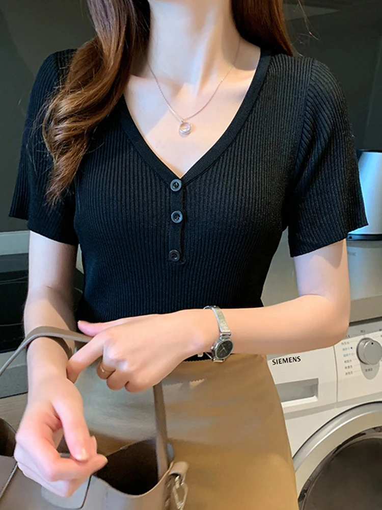 AOSSVIAO трикотажная футболка в рубчик с V-образным вырезом и длинным рукавом 2024