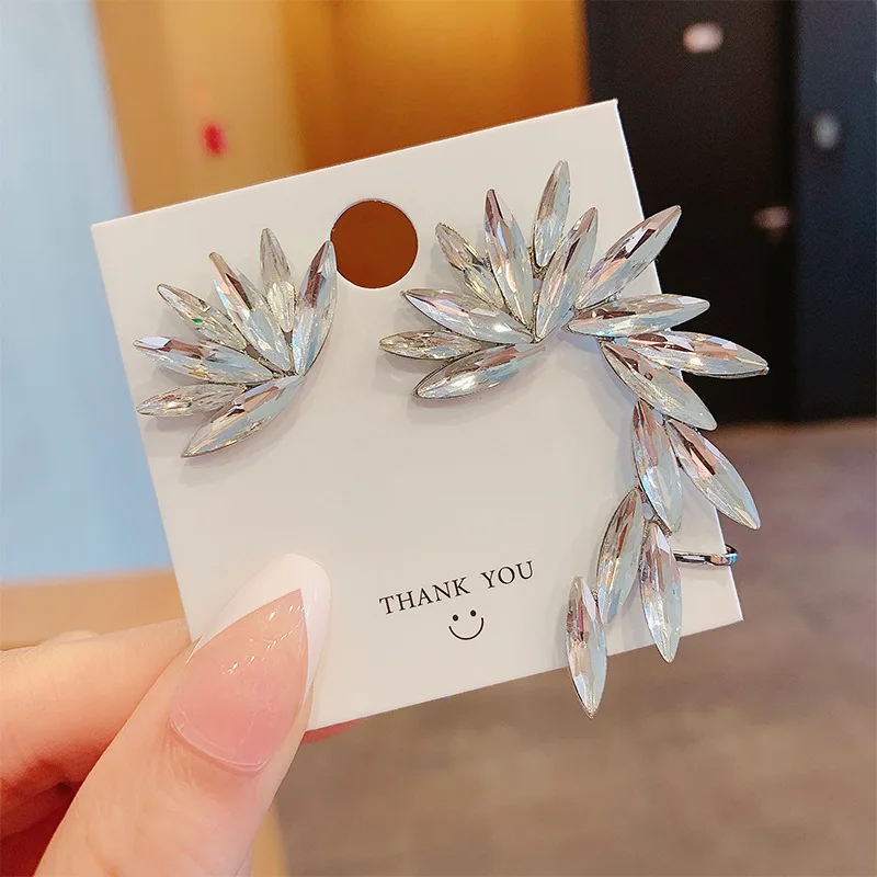 925 Silver Needle Piercing Diamond Inlay Light Luxury Jewelry Asymmetry Angel Wings Ear Studs Temperament Fashion Grace Earrings