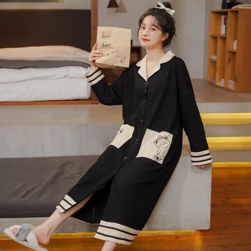 

LORI Dols loose women's pajamas. Black Bare Shirt-Type One-piece Pajamas Big-size Long-sleeved Home Wear