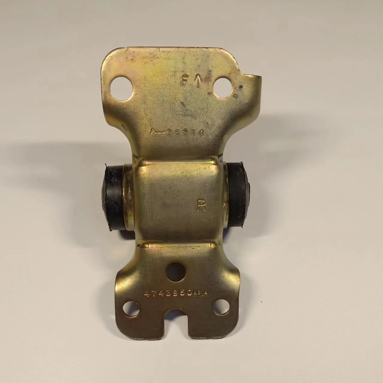 Подвесной кронштейн для 05-07 Chryslerr 4743950AB 4743951AB