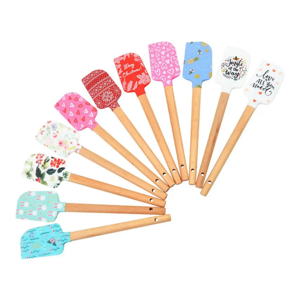 

Soft Silicone Baking Spatula Heat-Resistant Non-stick Cooking Kitchen Utensils Non-deformable Baking Spatula with Wooden Handle