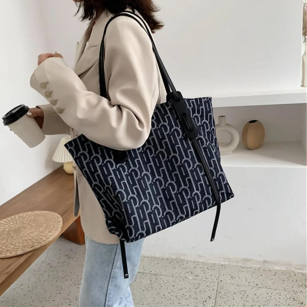 

Корейская простая вместительная Портативная сумка через плечо commut, женская новая модная сумка-тоут с принтом, роскошная дизайнерская сумка, горячая распродажа