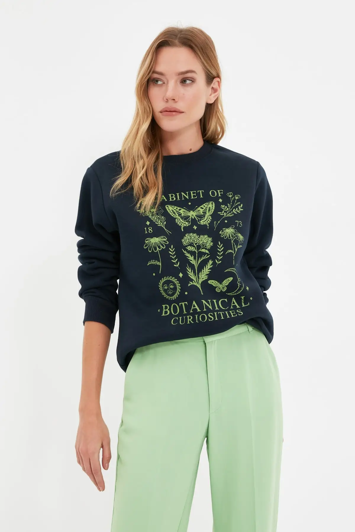 Базовая Трикотажная Толстовка с принтом Trendyol TWOAW22SW1859 | Женская одежда