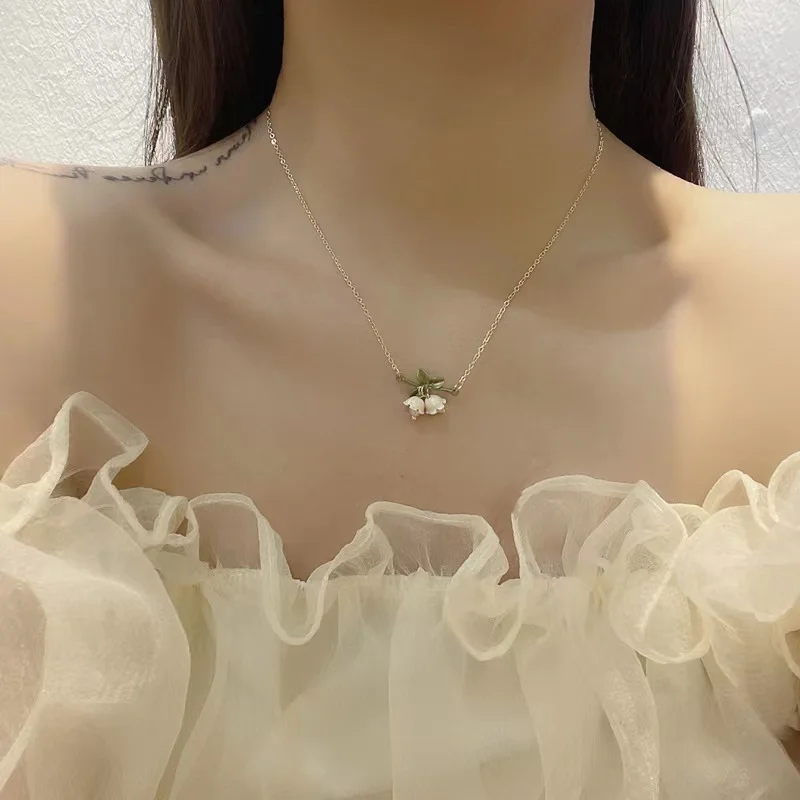 

Pastoral Women Flower Necklace Fashion Alloy Gold Clavicle Neck Chain Choker Female Aesthetic Sweet Necklace For Girls Jewelry
