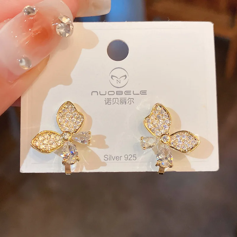 

Real Gold Plated Non Pierced Zircon Butterfly Earrings Small Fresh Forest Temperament Ear Clip Sweet Design Sense