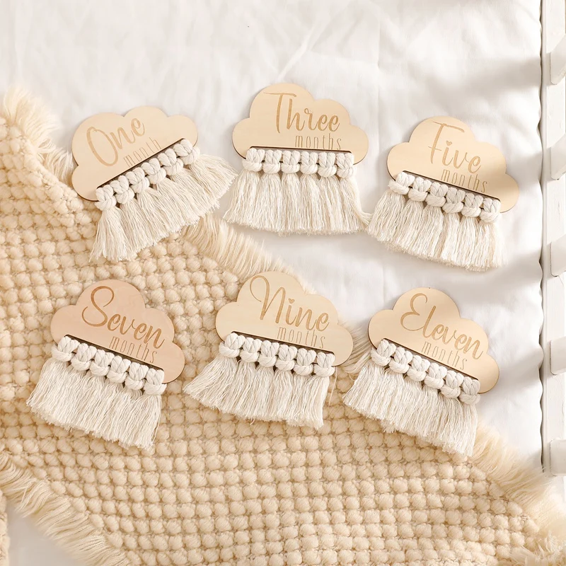Baby Milestone Monthly Milestone Wooden Tassel Milestone Cards  Baby Newborn Photo Accessories Photography Props Newborn Gift