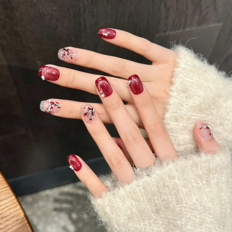 Фото Оптовая продажа Nail Art Crystal Cat Eye Acrylic Press on Nails Короткие квадратные красные накладные ногти ручной работы Градиент Блестящие жемчужные накладные ногти №2