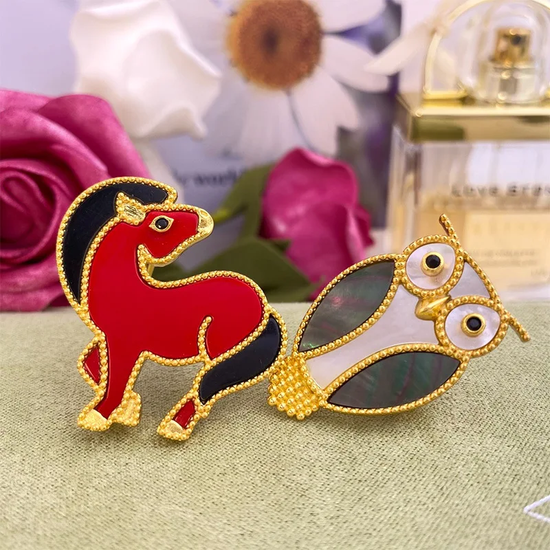 

Fashion brooch animal shape diamond-encrusted haute couture trend jewelry gift for girlfriend