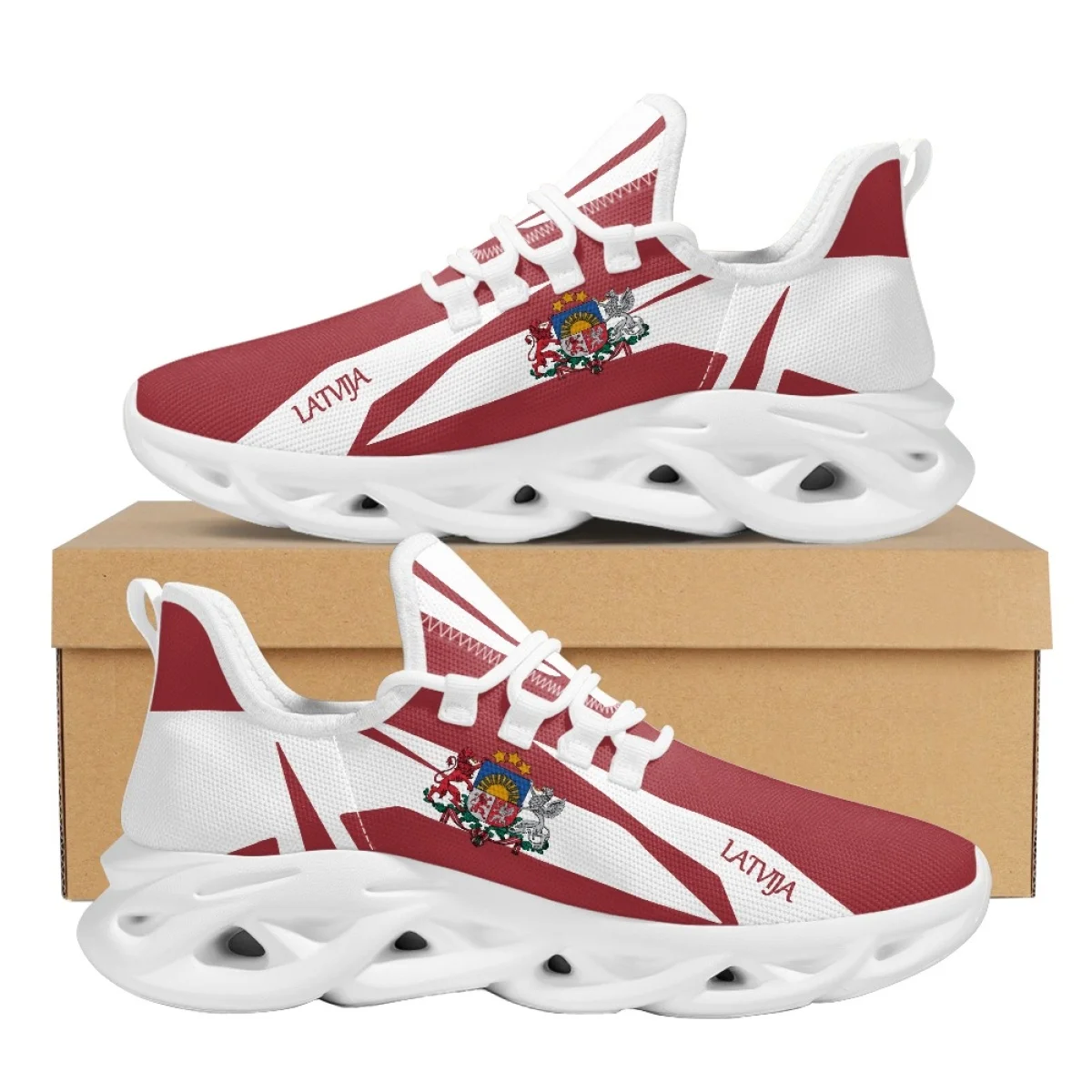 Classic Latvian Flag Cartoon Print Sneakers Non-Slip Dirt Resistant Outdoor Work Shoes For Women Comfortable Soft Footwear