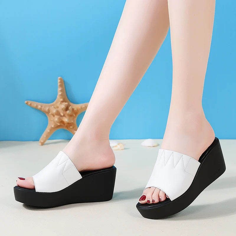 Summer White Outside Wedges Slippers Women Beach Shoes Light Casual Fashion Outdoor Slipper Female Slippers Black Platform Shoes