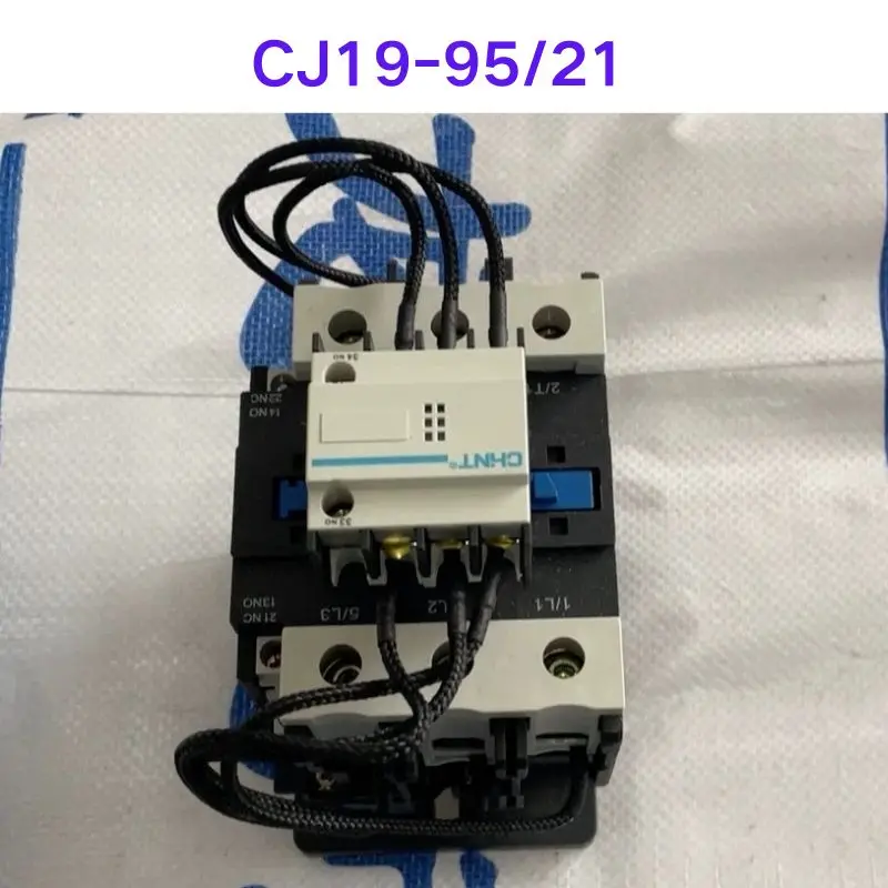Новый контактор переключения конденсатора CJ19-95/21 Быстрая доставка