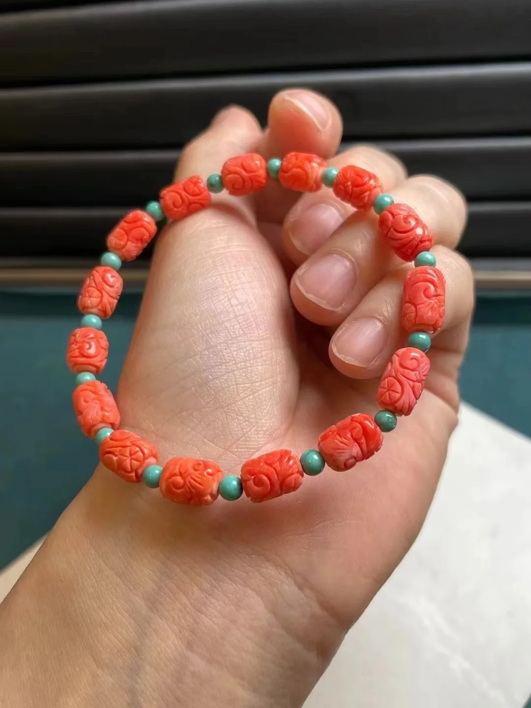 Натуральные 100% Реальные Красные зернистые нефритовые резные браслеты с бусинами