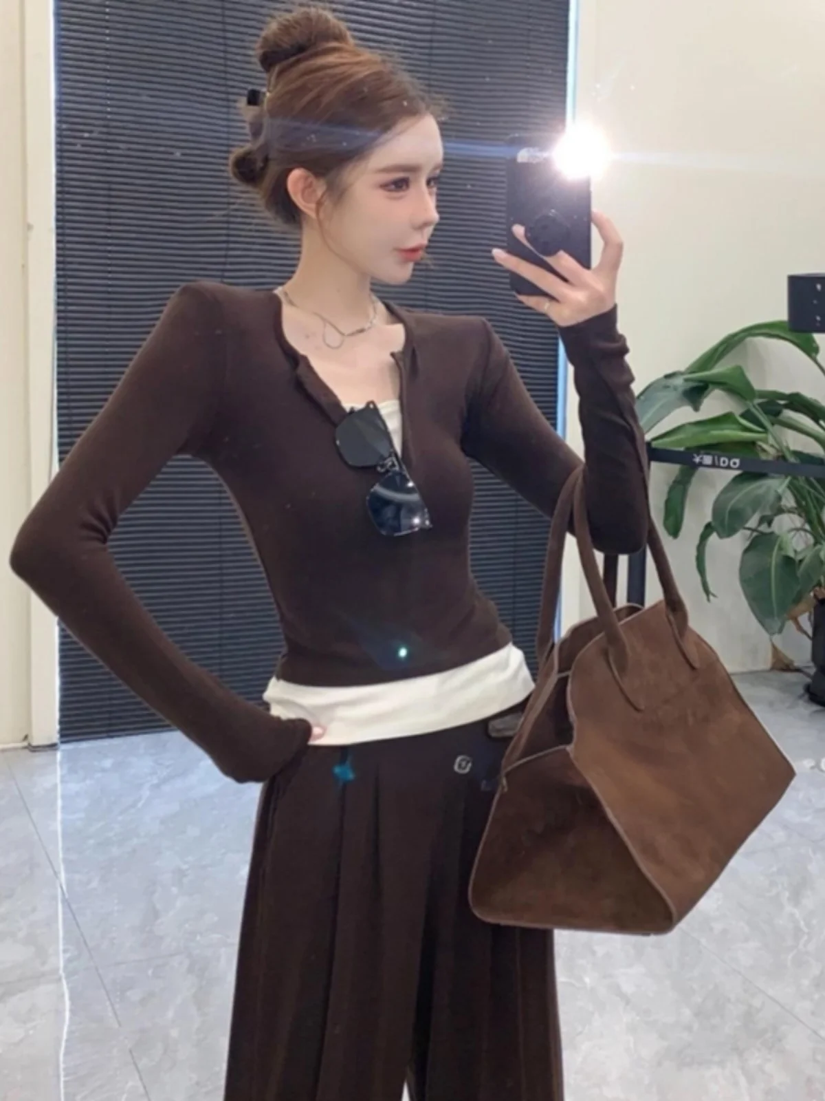 Повседневный модный комплект Design Sense для женщин осень 2024 новый искусственный топ