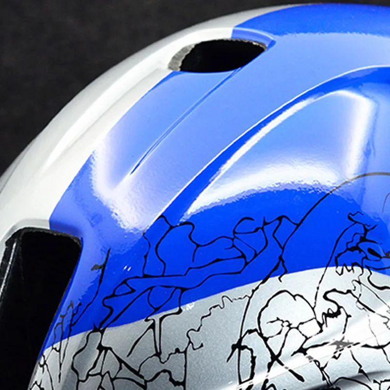 Велосипедный шлем шоссейный велосипед |