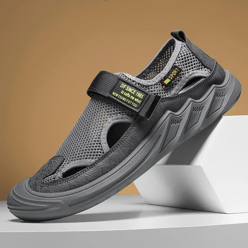 Мужская сетчатая обувь новые летние дышащие сандалии Baotou для спорта и отдыха на