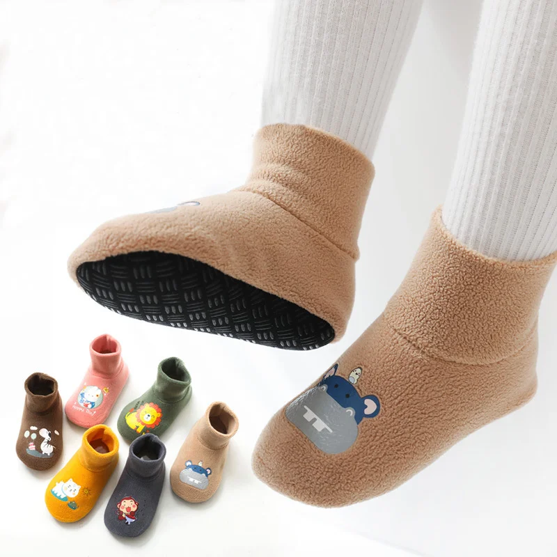 

Winter Warm Baby Boys Girls Floor Shoes First Walkers Indoor Outdoor Shoe Non Slip Thick Toddler Shoes with Rubber Sole for Kids