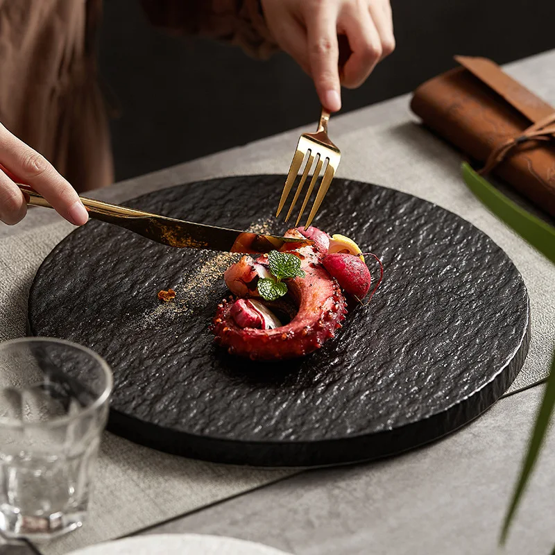 

Керамическая креативная круглая плоская тарелка с рисунком Мока, рок, стандартная японская тарелка, черная Бытовая Западная Посуда, тарелка для стейка