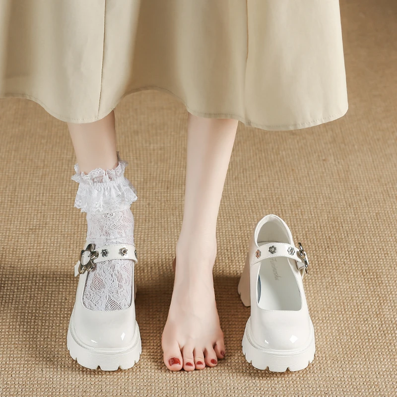 Mary Jane Shoes Women Japanese Lolita Platform Shoes White Round Toe Low Heel Vintage Pumps Buckle Strap College Student Shoes