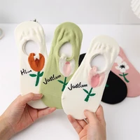 thin section with silicone shallow mouth boat socks cute tulip low top ins wind womens socks retro elastic invisible socks
