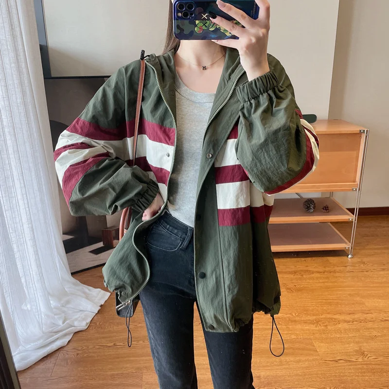 

Spring Hooded Varsity Jacket Men Stripe Design Patchwork Windbreaker Couple Bomber Sports Loose Outwear Unisex Casual