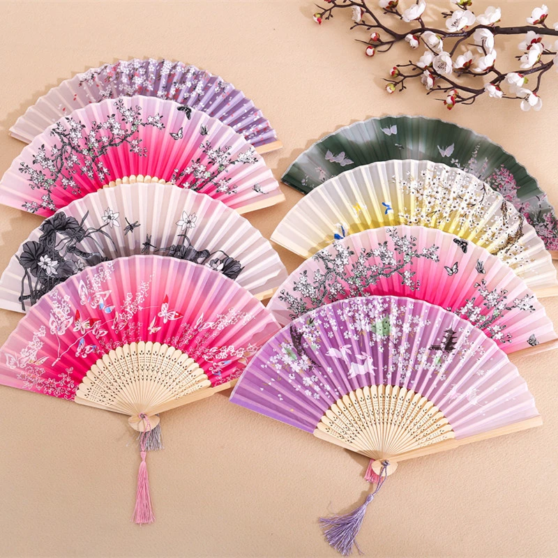 

Vintage Chinese Style Performances Hand Held Fans Silk Folding Bamboo Dance Fan Room Decoration Ornaments Wedding Party Decor