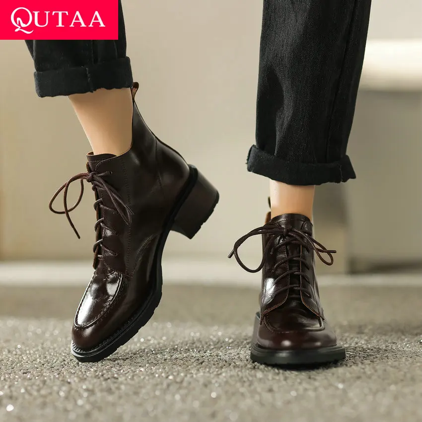 

QUTAA/2024; Женские ботильоны; Классическая обувь из натуральной кожи; Женская зимняя офисная обувь на среднем толстом каблуке; Размеры 34-40