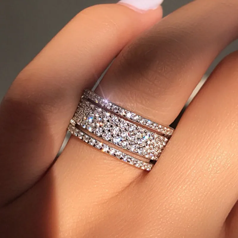 

Personality Trend Ring Silver Color Wedding Rings Luxury Inlaid Clear Cubic Zirconia Engagement Promise Ring for Women