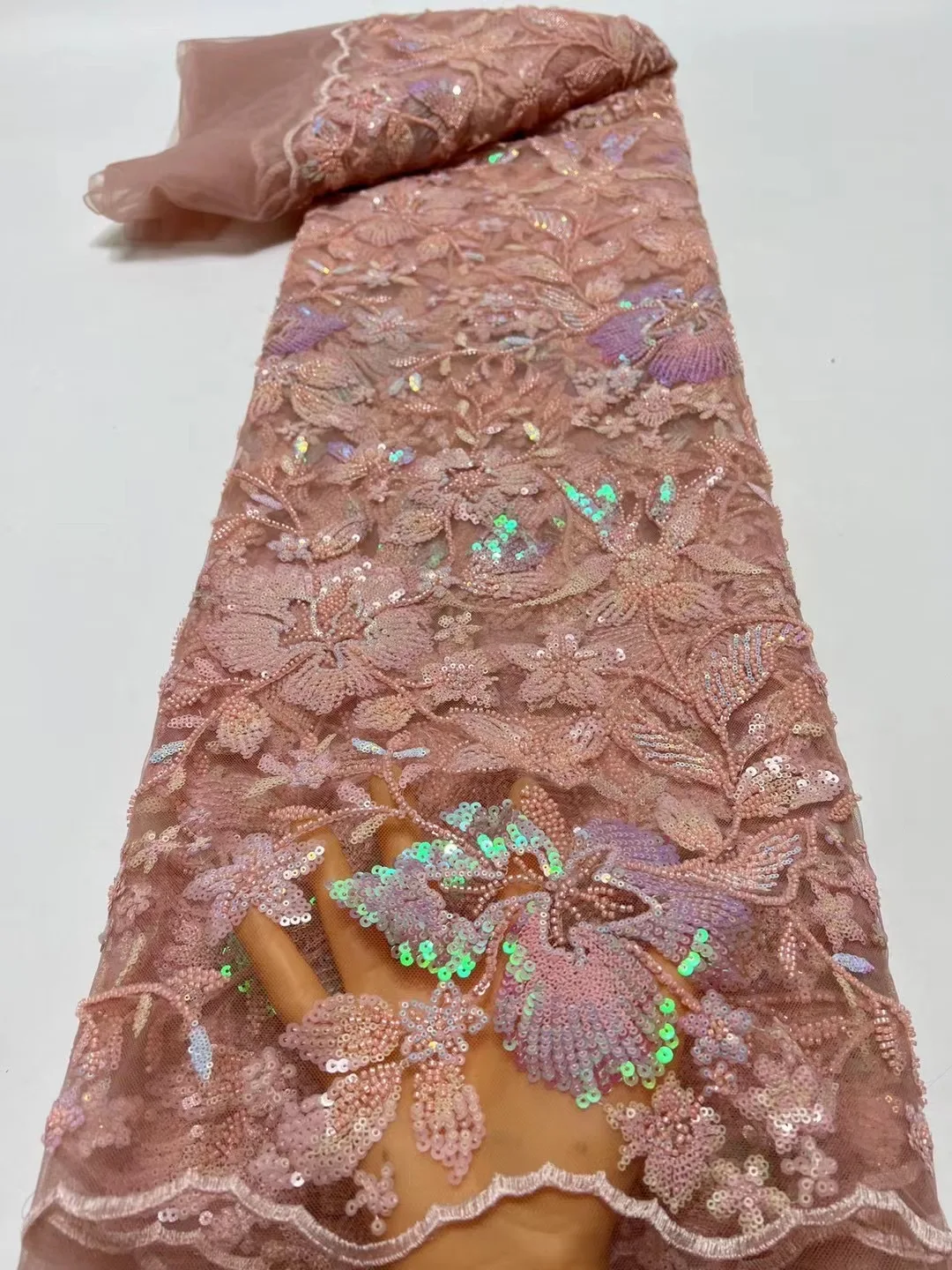 

2023 Latest Beaded Lace Fabric White Embroidery French Mesh Sequins Lace Fabric Nigerian Tulle Lace For Party