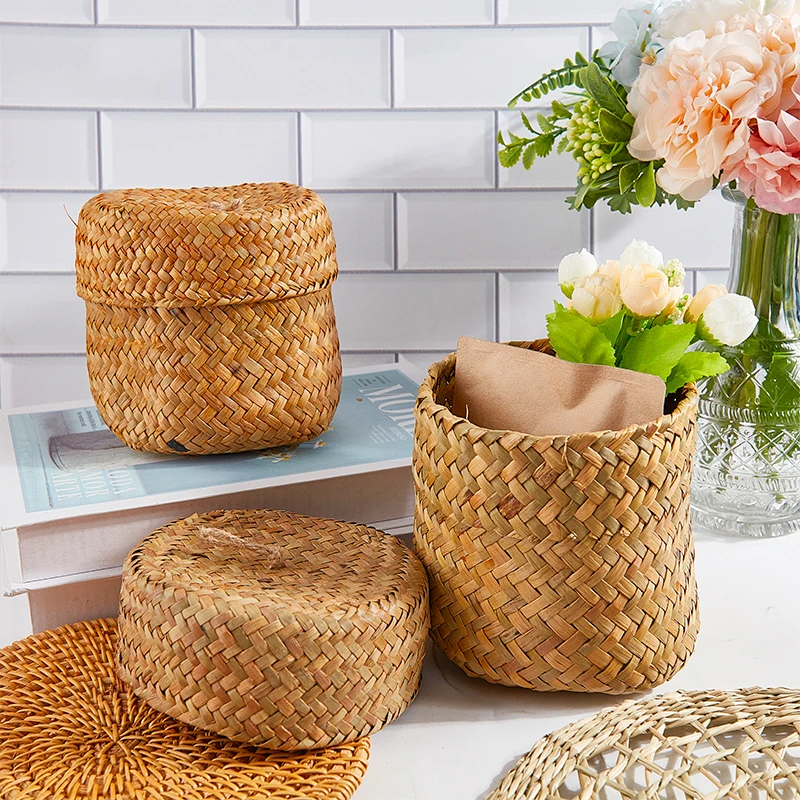

Seagrass Weaving Snack Storage Box Handmade Storage Basket Wicker Table Gift Box