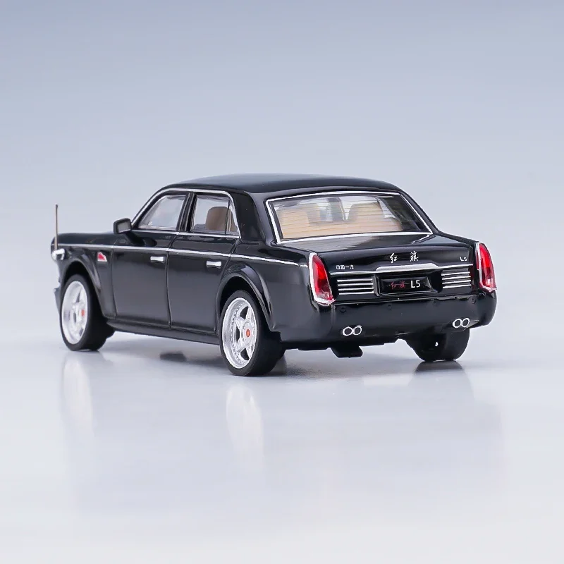 XCARTOYS Высокое качество модель 1:64 красный флаг L5 демонстрационная коробка из