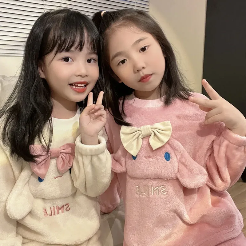 

Sanrio Cinnamoroll Pyjamas Children's Kawaii Anime Thick Coral Fleece Pyjamas Children's Winter Long Sleeve 2-Piece Loungewear