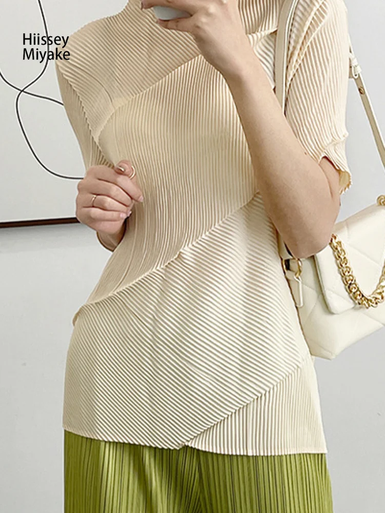 

HiIssey Miyake 2023 Fashion Design Short Sleeve Half High Neck Type Summer Women Style Irregular Loose Paragraph Casual T-shirt