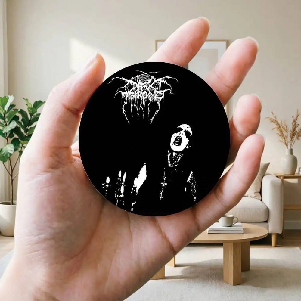 Фото Значки D-Darkthrone Band 25, 32, 44, 58, 75 мм, персонализированные круглые броши, значки, аксессуары, подарок №5