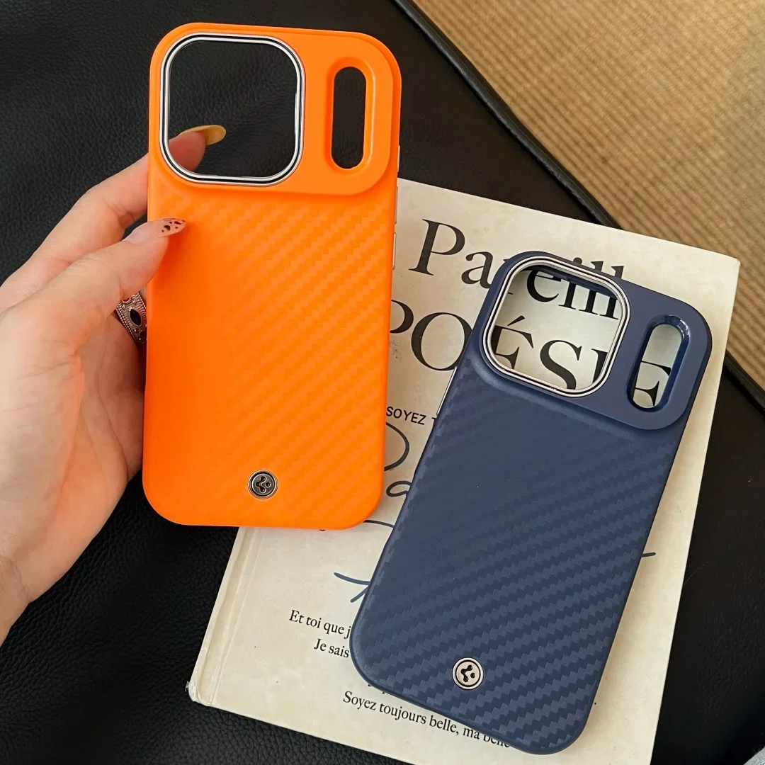 Фото Чехол Spigen Luxury из кевлара, арамидного и углеродного волокна для iPhone 17 Air, 16, 17 Pro Max, Pro, с поддержкой беспроводной зарядки MagSafe, в коробке №2