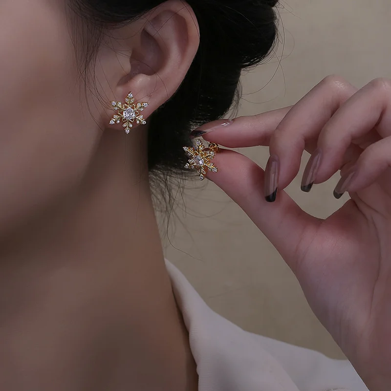 Изящные серьги-гвоздики со снежинками и кристаллами для женщин модный