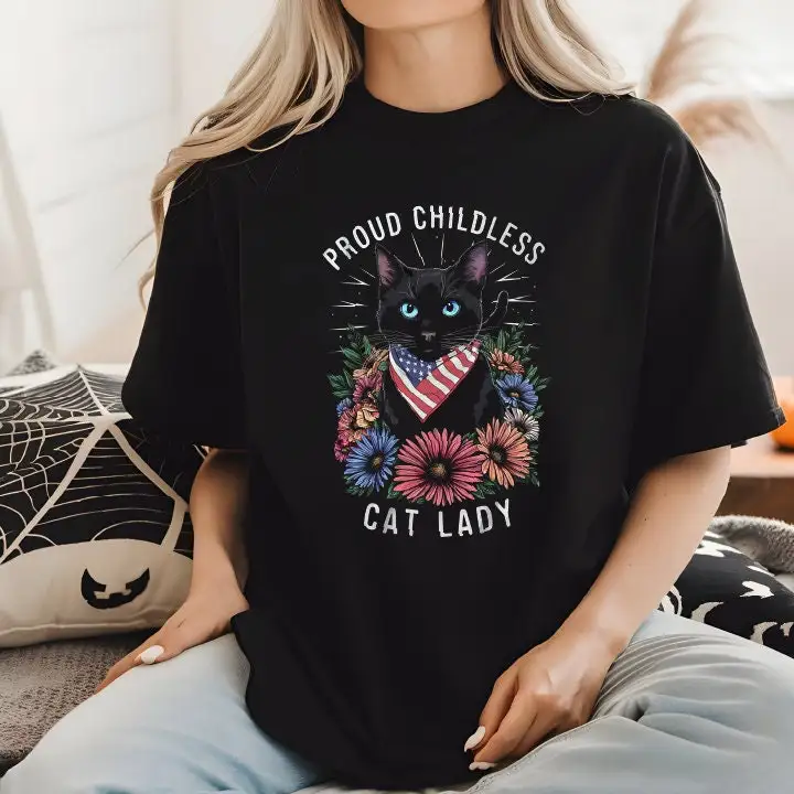 Женская футболка Proud Childless Cat Lady Comfort Colors для Kamala 2024 Miserable Sas1664
