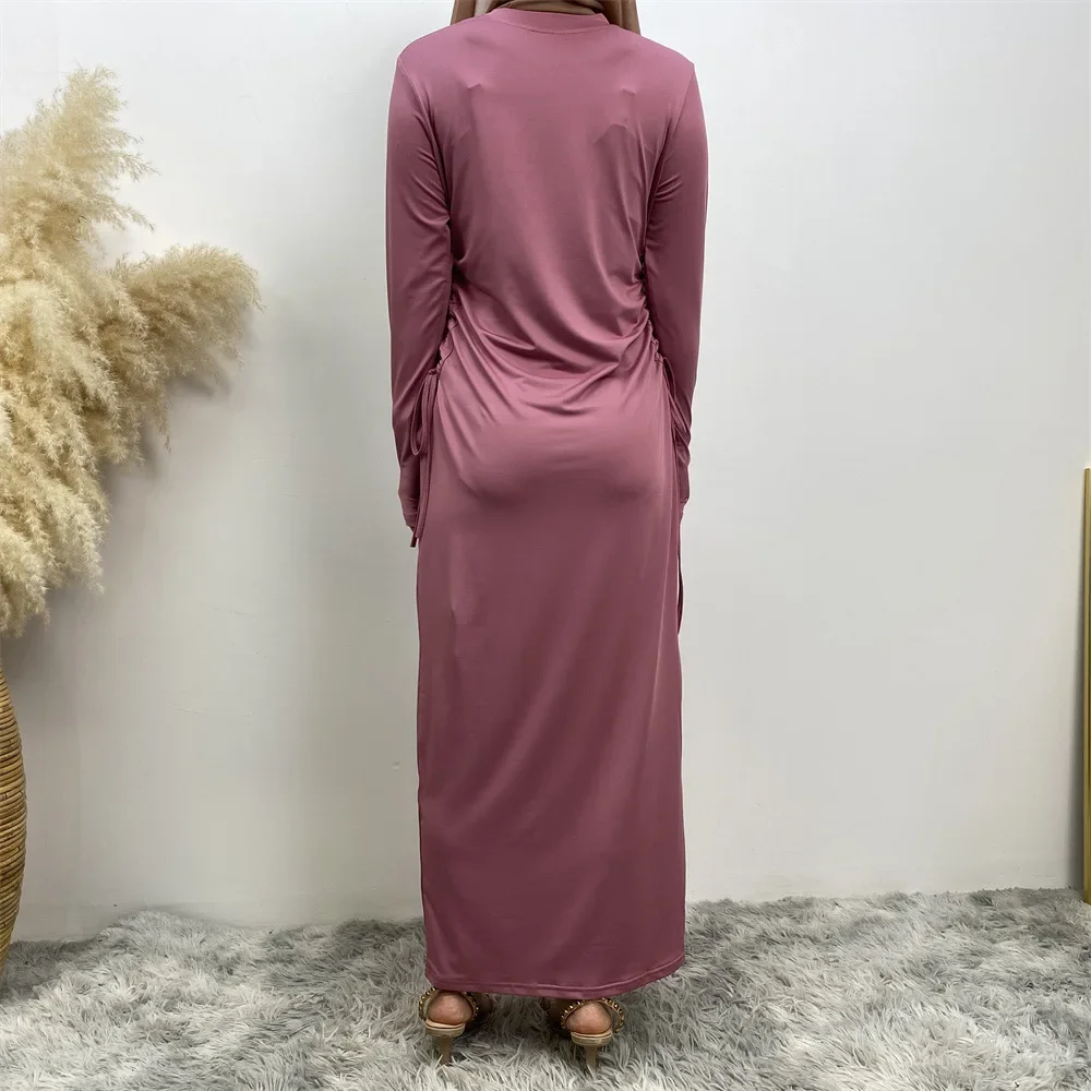 Рисунок 5 - Женское платье с длинным рукавом