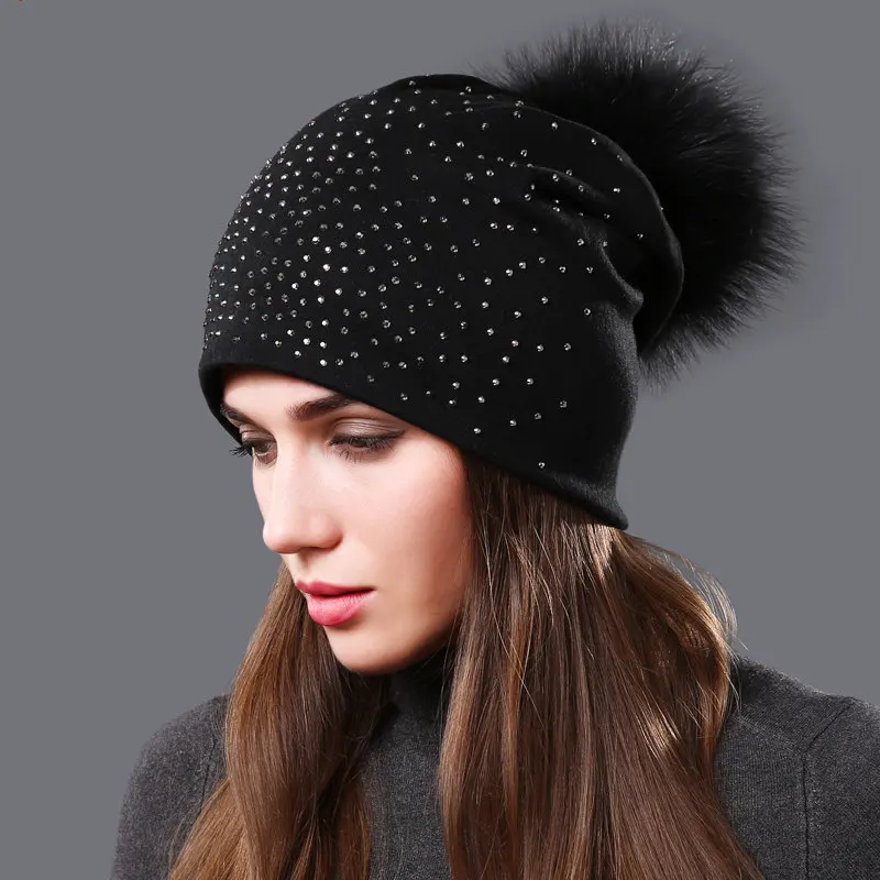 

Women's Pompom Beanie Hats Autumn Winter Rhinestones Cotton Slouchy Beanies for Women Ladies Hat With Genuine Raccoon Fur Pompon