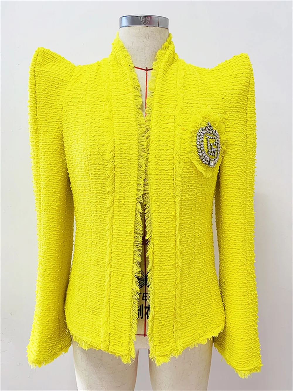 Luxury Blazer for Women 2023 New Yellow High Quality Shrug Bead Tweed Blazer Peak Shoulder Cardigan Outfit Female Formal Jacket