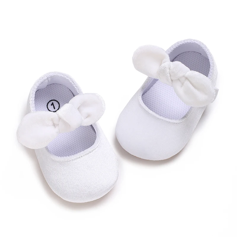 Рисунок 3 - Туфли BeQeuewll для маленьких девочек