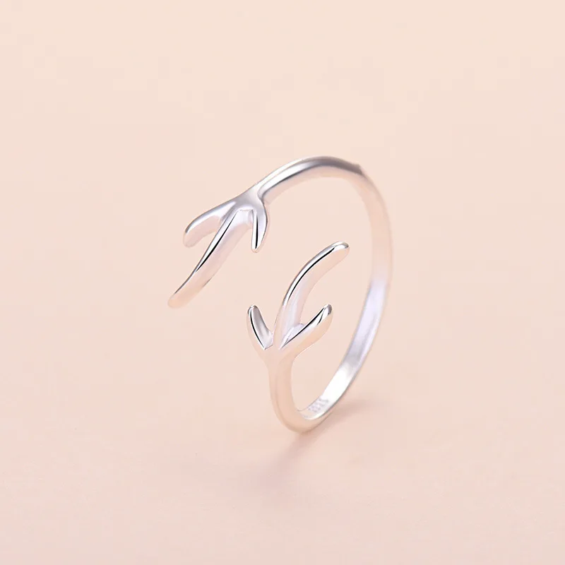 

New 2022 Designer 925 Silver Ring With Simple Opening Ring