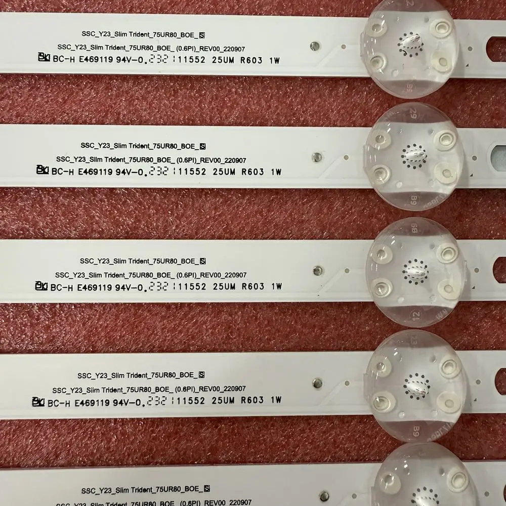 Фото Лента светодиодной подсветки для 75UR8000AUA EAV 65049301   SSC Y23 SLIM TRIDENT 75UR80 BOE №2