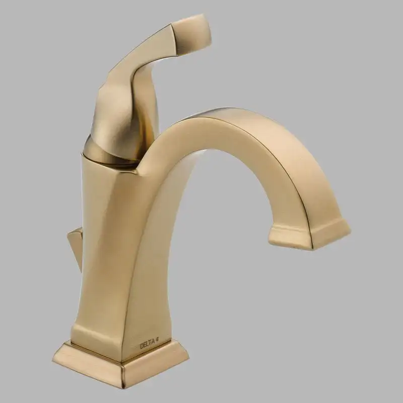 

Single Handle Bathroom Faucet in Chrome 551-