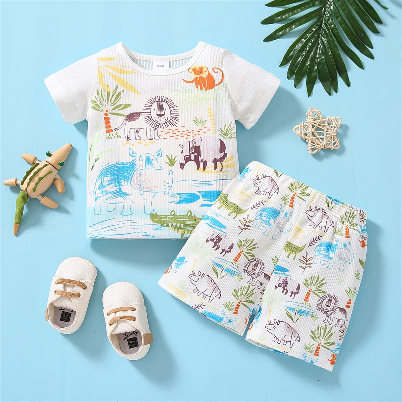 

PatPat Newborn 2pcs Baby Boy Clothes All Over Cartoon Animals Print Short-sleeve Tee and Shorts Set Summer Clothing Kids Wear