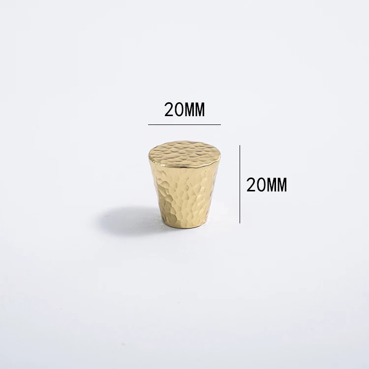 

Ручки для шкафов TINYHOB из латуни