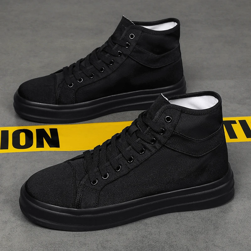 Brand Skateboarding Shoes for Men Women Unisex Lightweight High-top Canvas Shoes Couple Flat Walking Non-slip Youth Sports Shoes