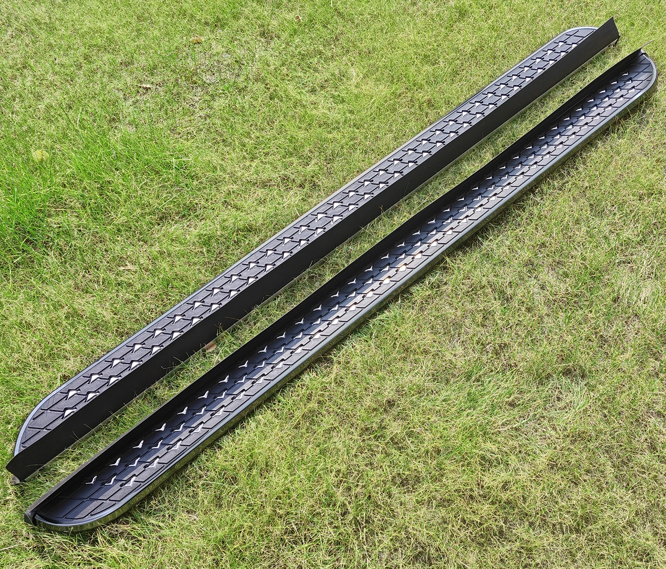 Фото 2 шт. подножки для VW Volkswagen Teramont 2017-2024, боковые ступеньки, полный комплект Nerf Bar, черная металлическая отделка №4