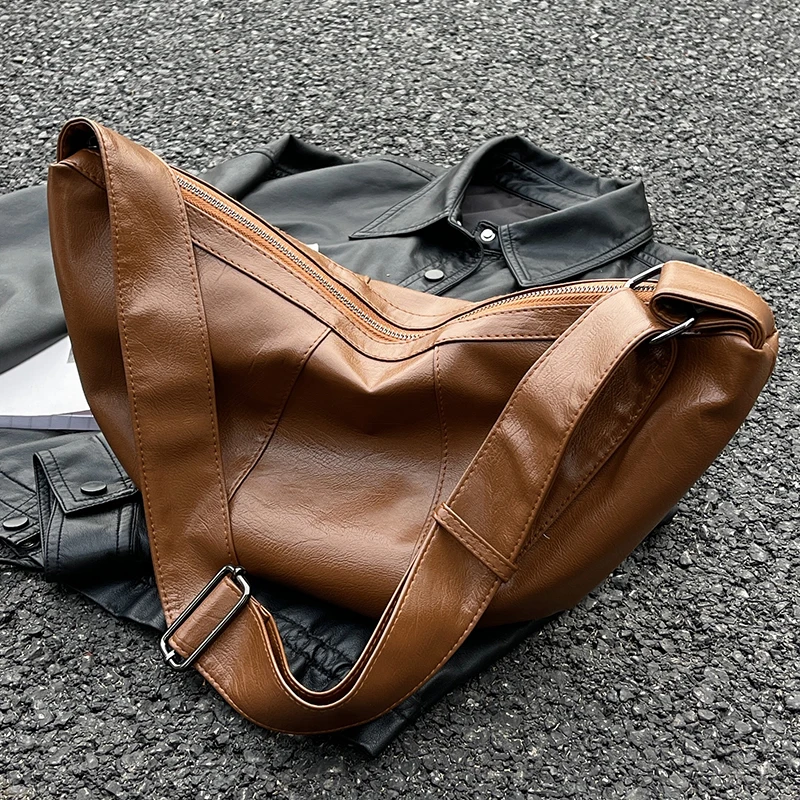 

Women's Large Banana Crossbody Bag Aesthetic Brown Lacquer Large Female Handbag Oil Wax Leather Lovers' Half Moon Shoulder Bags