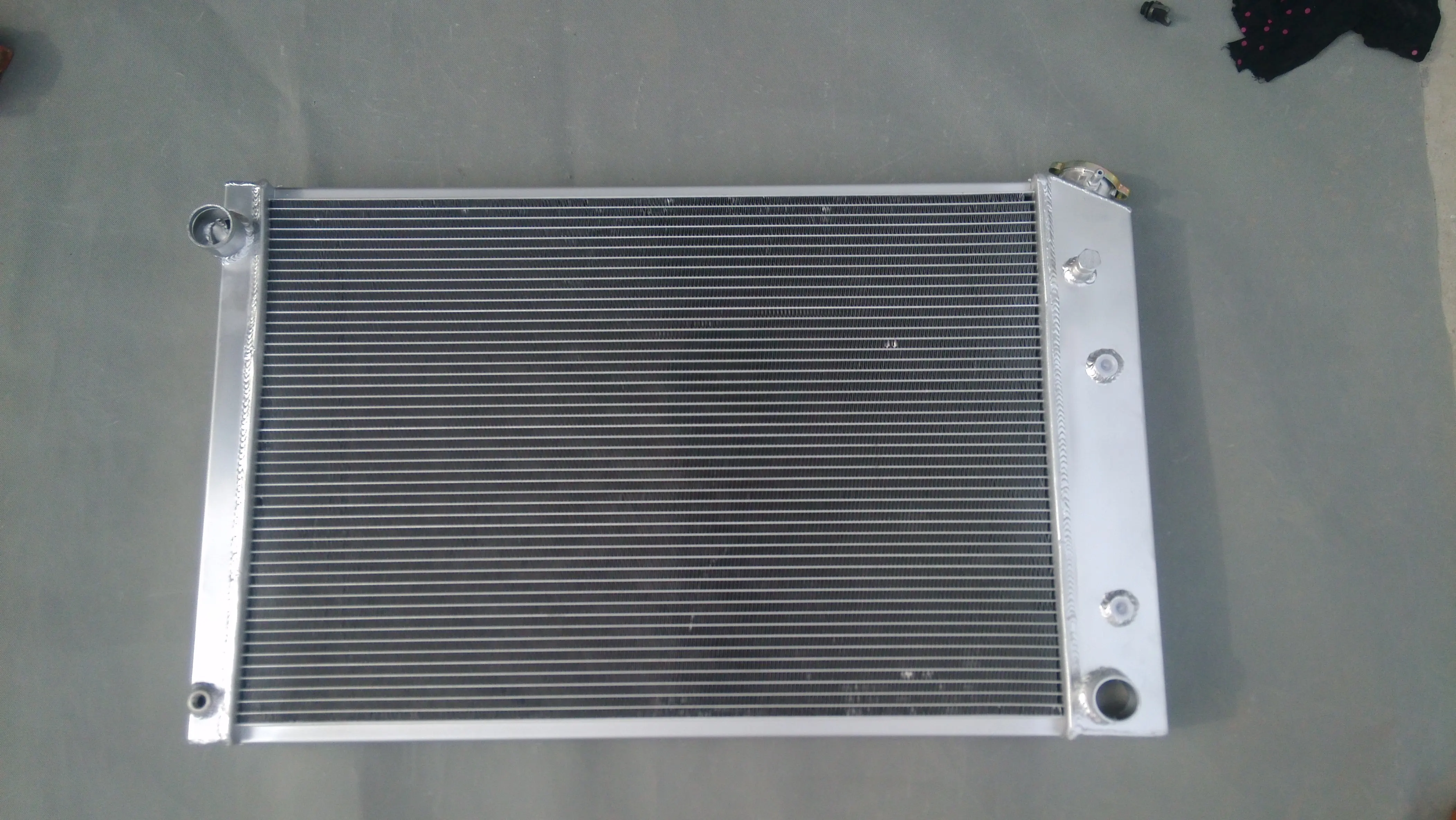 Трехрядная флейта для 1973-1991 GMC Chevy C/K/P/R/V Series C10 C20 C30 K10 K20 K30 C25/C2500 Pickup/K25/K2500